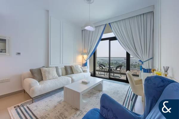 Vacant on Transfer | Upgraded | Furnished